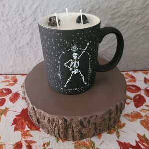 Skeleton Candle 'n' Cup, Cinnamon Scented